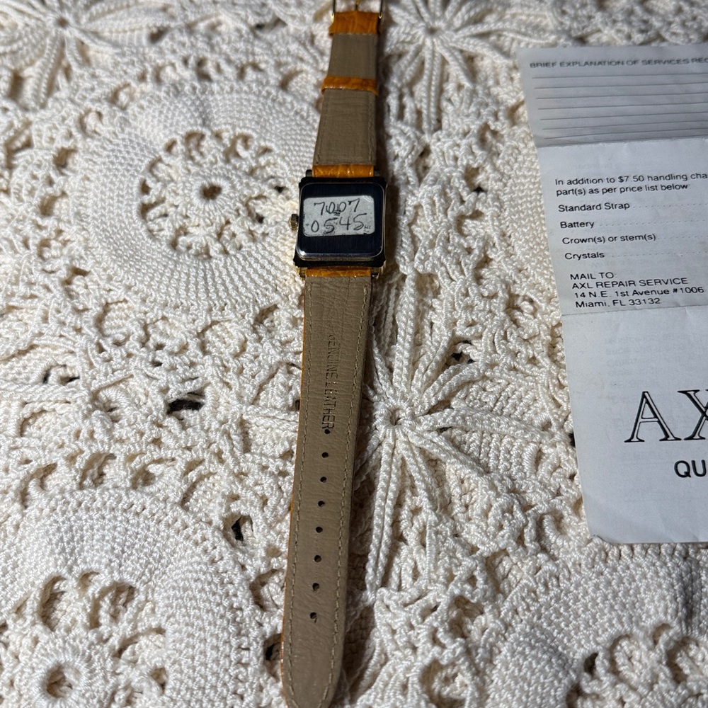 Vintage Axcess Sun and Moon Phase Watch with Blue Velvet pouch and Labeling. - Picture 5 of 8